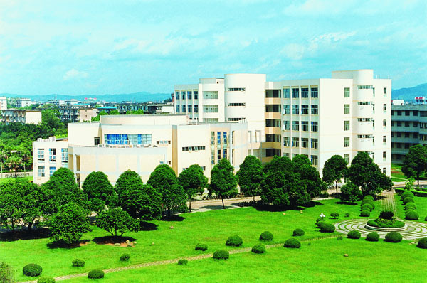 广西大学