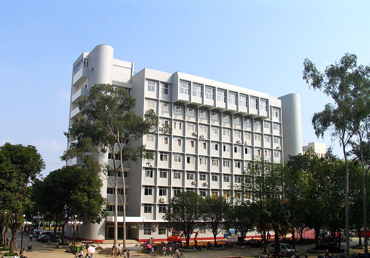 广西大学