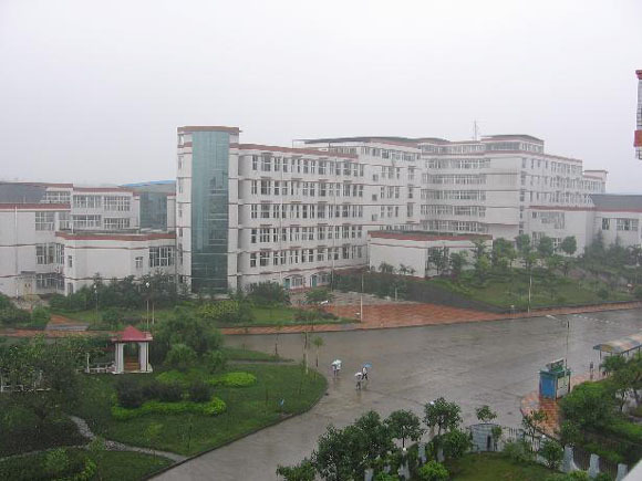 泸州医学院