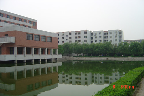 河南科技学院