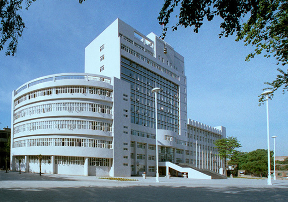 河北科技大学