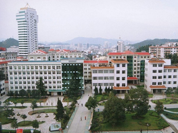 郧阳医学院