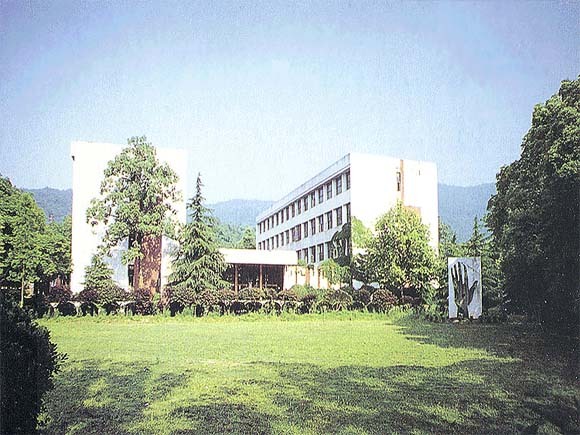 湖南大学