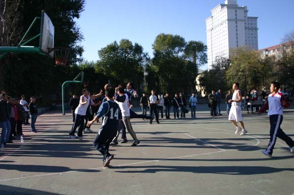 黑龙江中医药大学