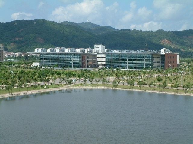 吉林大学珠海学院