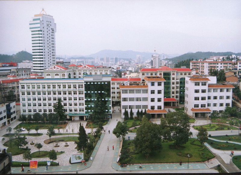 郧阳医学院药护学院