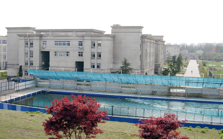 钟山职业技术学院