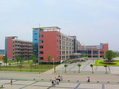 武汉科技学院外经贸学院