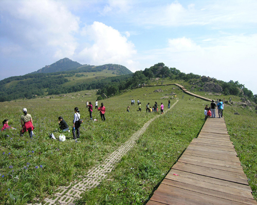 白草畔自然风景区