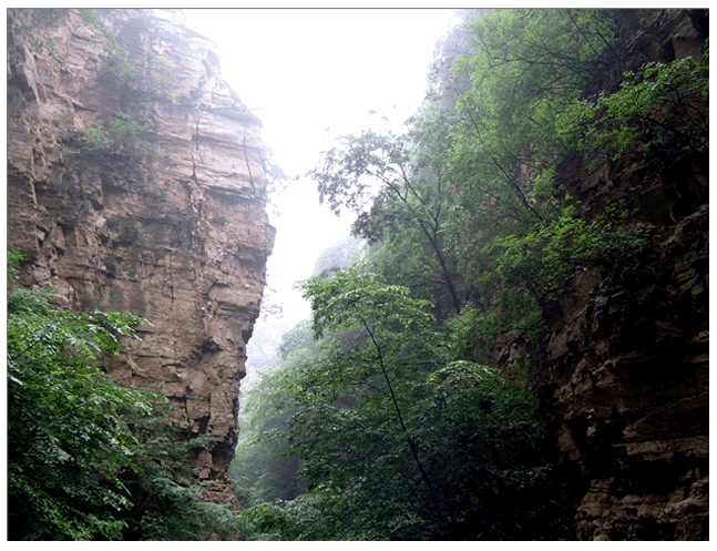 峡险幽深