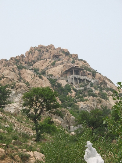 荒石与大泽山