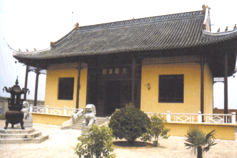 龙 兴 寺 院