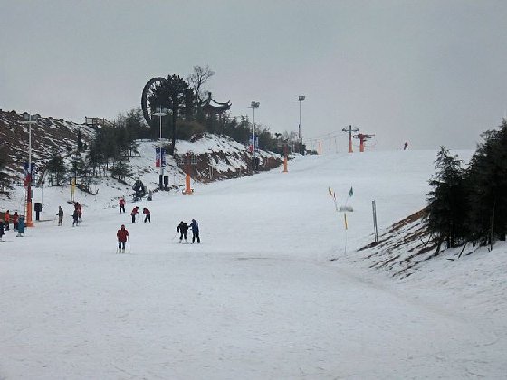 江南天池滑雪场