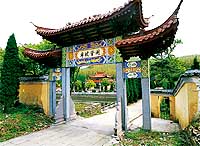 寺院石门楼