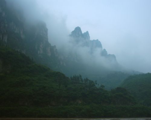 宜昌三峡人