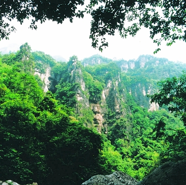 霸王峰