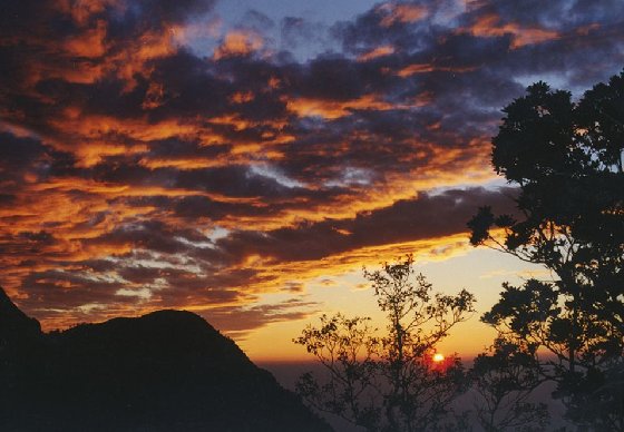 阴那山