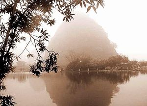 燕岩风景区