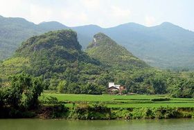 湟川三峡