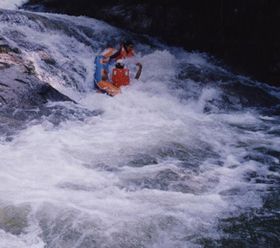 飞霞碧溪漂流