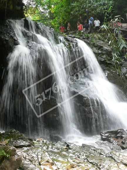 梧州藤县蝴蝶谷漂流风景区