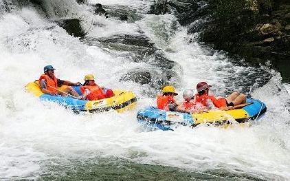 南宁隆安绿水江漂流