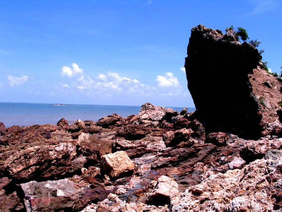 防城港火山岛旅游度假风景区