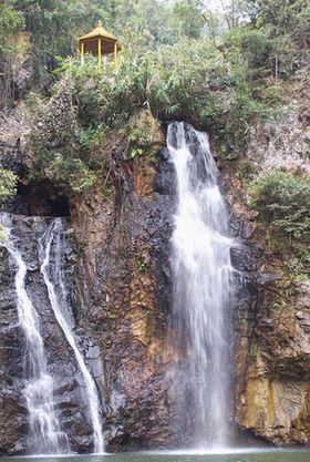 爽岛民俗风情旅游区