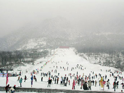 中国四川青年旅行社（西岭雪山网络专线）