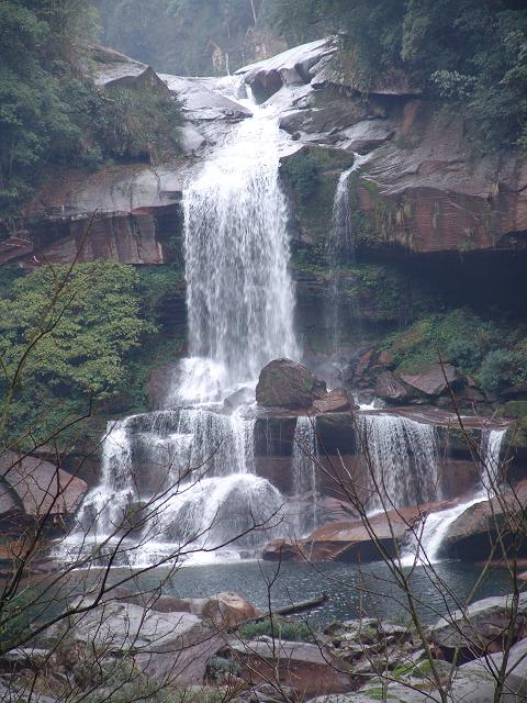 洞坪飞瀑