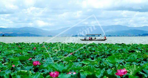 红河异龙湖