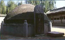 杨贵妃墓1