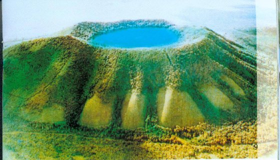 格拉球山天池